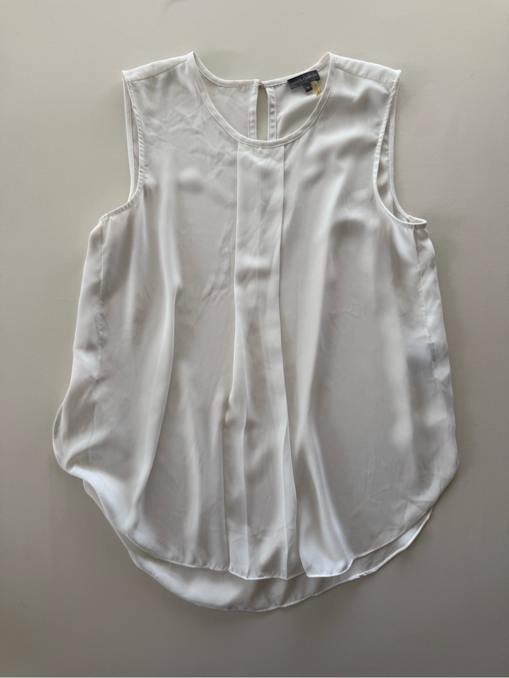 Vince Camuto White Sleeveless Pleat-Front Camisole